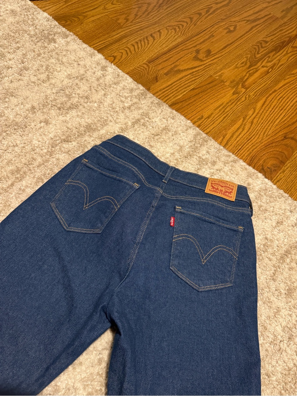 Levi's Women’s  Dark Blue Classic Straight Jeans